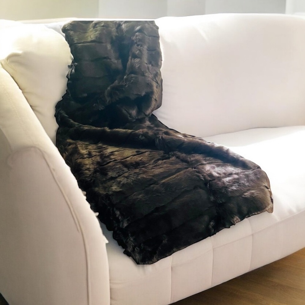 FRONTGATE Luxury Faux Fur Throw Brown 50 x 70